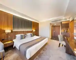 E hotel thumbnail